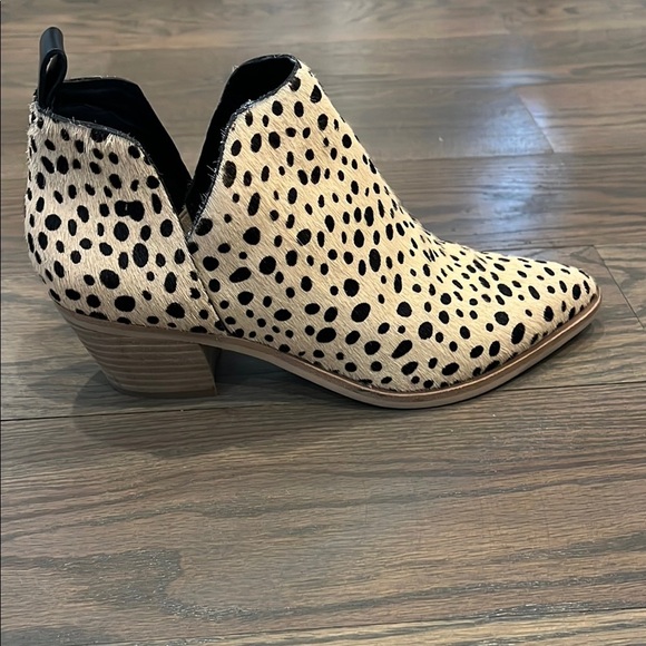 Dolce Vita Women’s Size 6 Sonni Leopard Print Calf Hair Ankle Booties - Picture 7 of 15